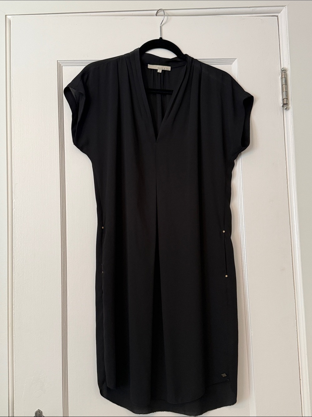Black V-Neck Midi Shift Dress